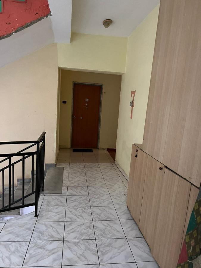 Evis House Lägenhet Tirana Exteriör bild